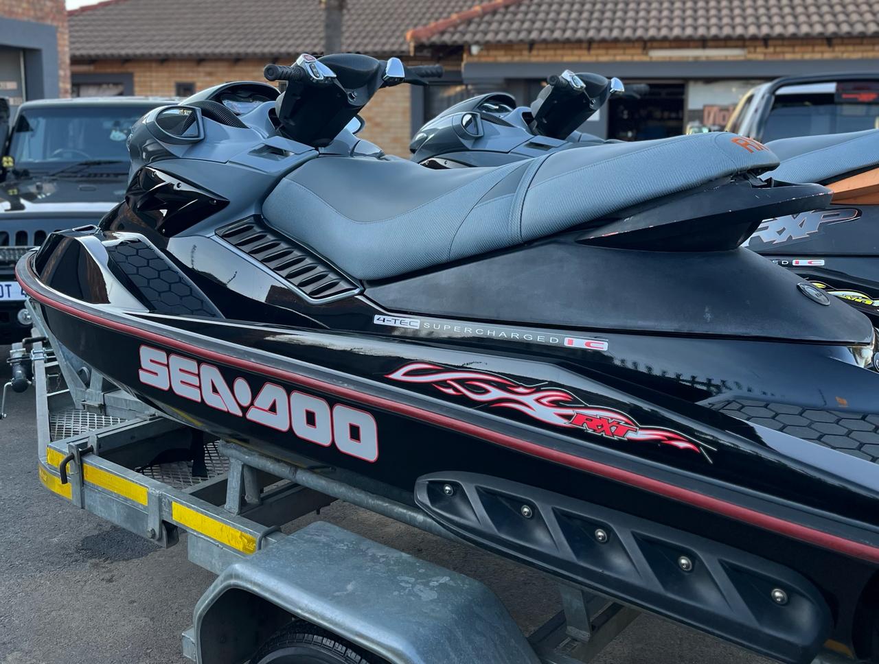 TWIN SEADOO RXP & RXT - Image 12